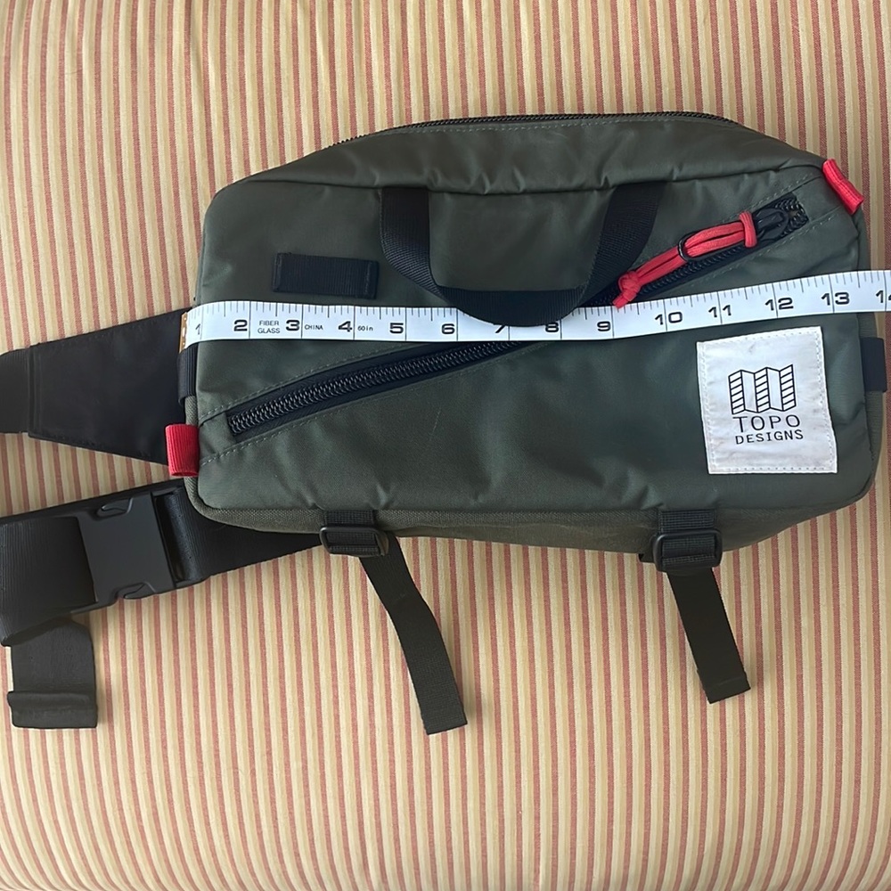 Topo Designs Quick pack in green and black